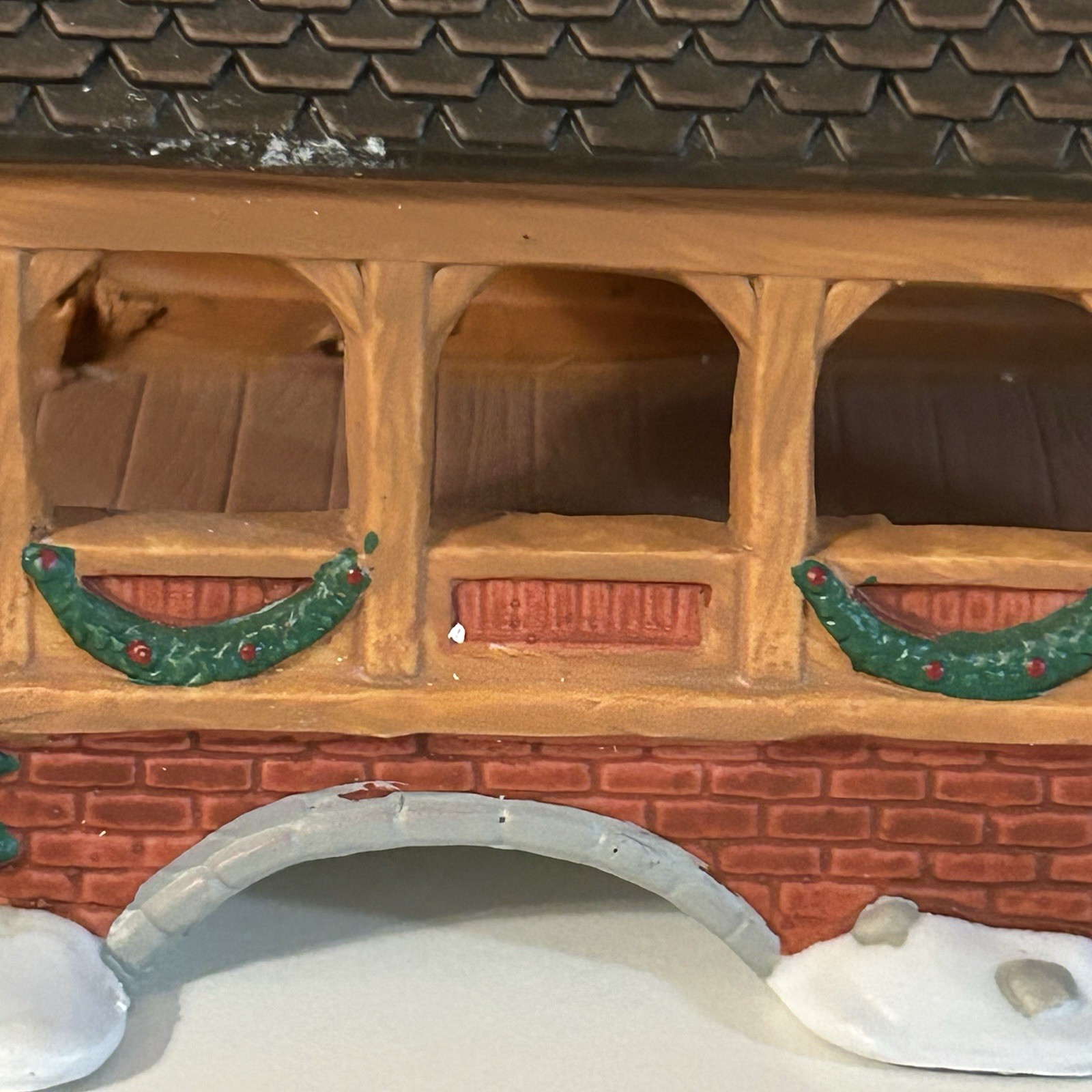 Dickens Collectables COVERED BRIDGE TOWNE SERIES Christmas Village HOUSE 1997