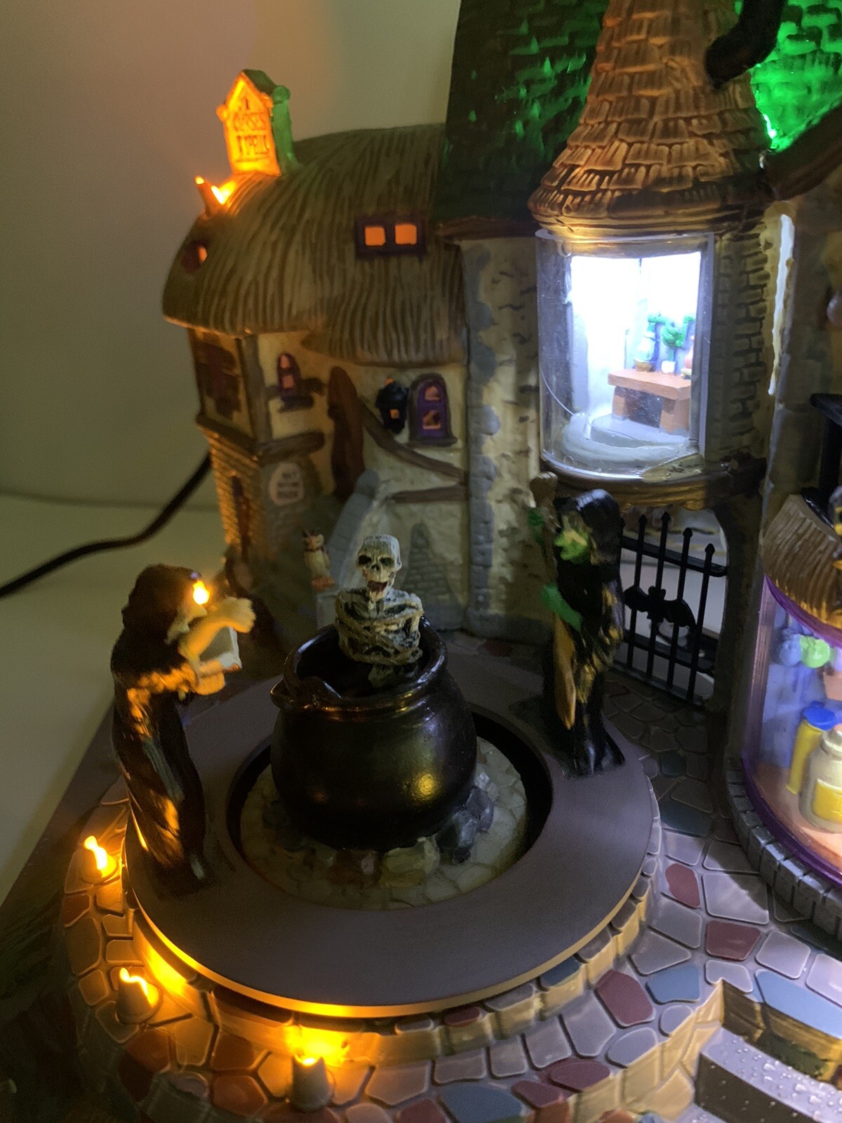 Lemax WITCHES BREW HAUS Spooky Town Village- Motion, Lights Sound WORKS in Box