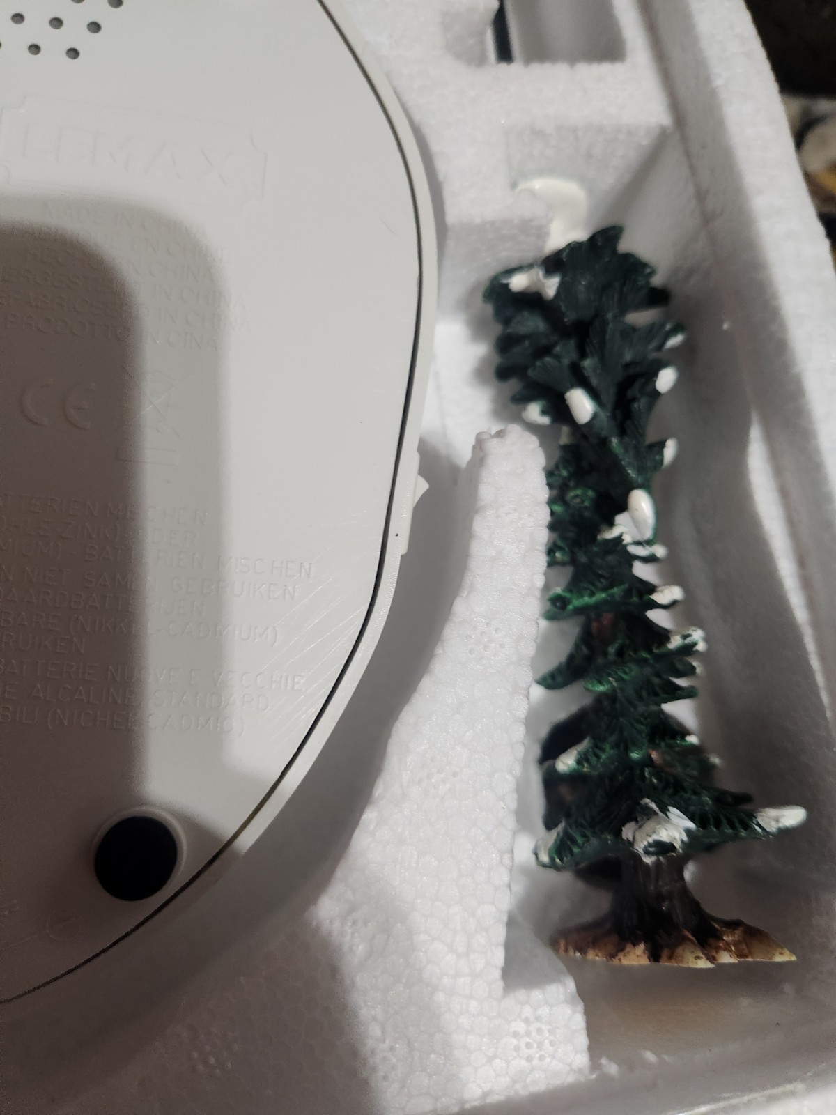 Lemax Christmas Ice Skating Animated Table Accent Practice Makes Perfect PlsRead