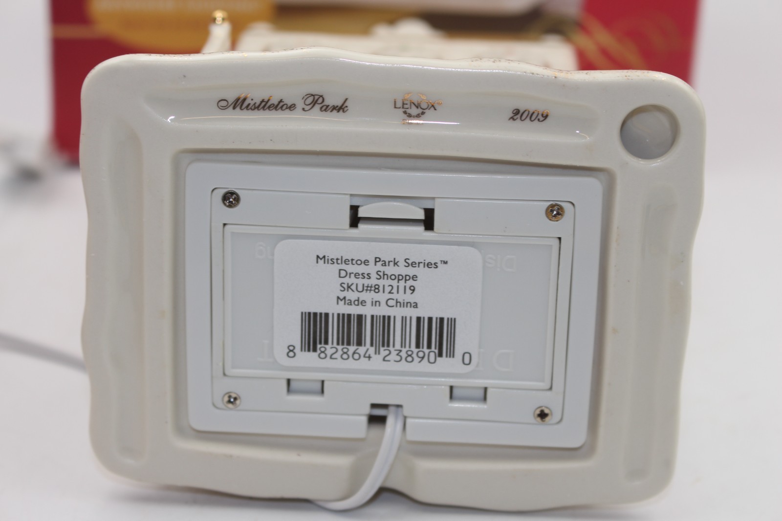 Lenox Mistletoe Park Series Village Dress Shoppe Light Up