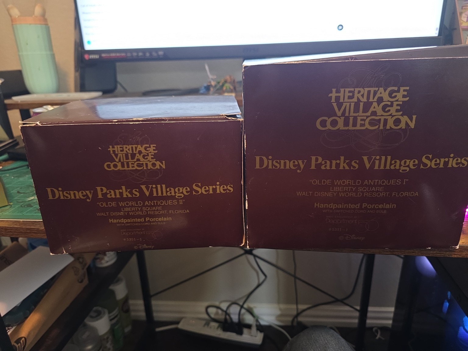 Dept 56~Disney Parks Village Series~Olde World Antiques I & II Liberty Square 94