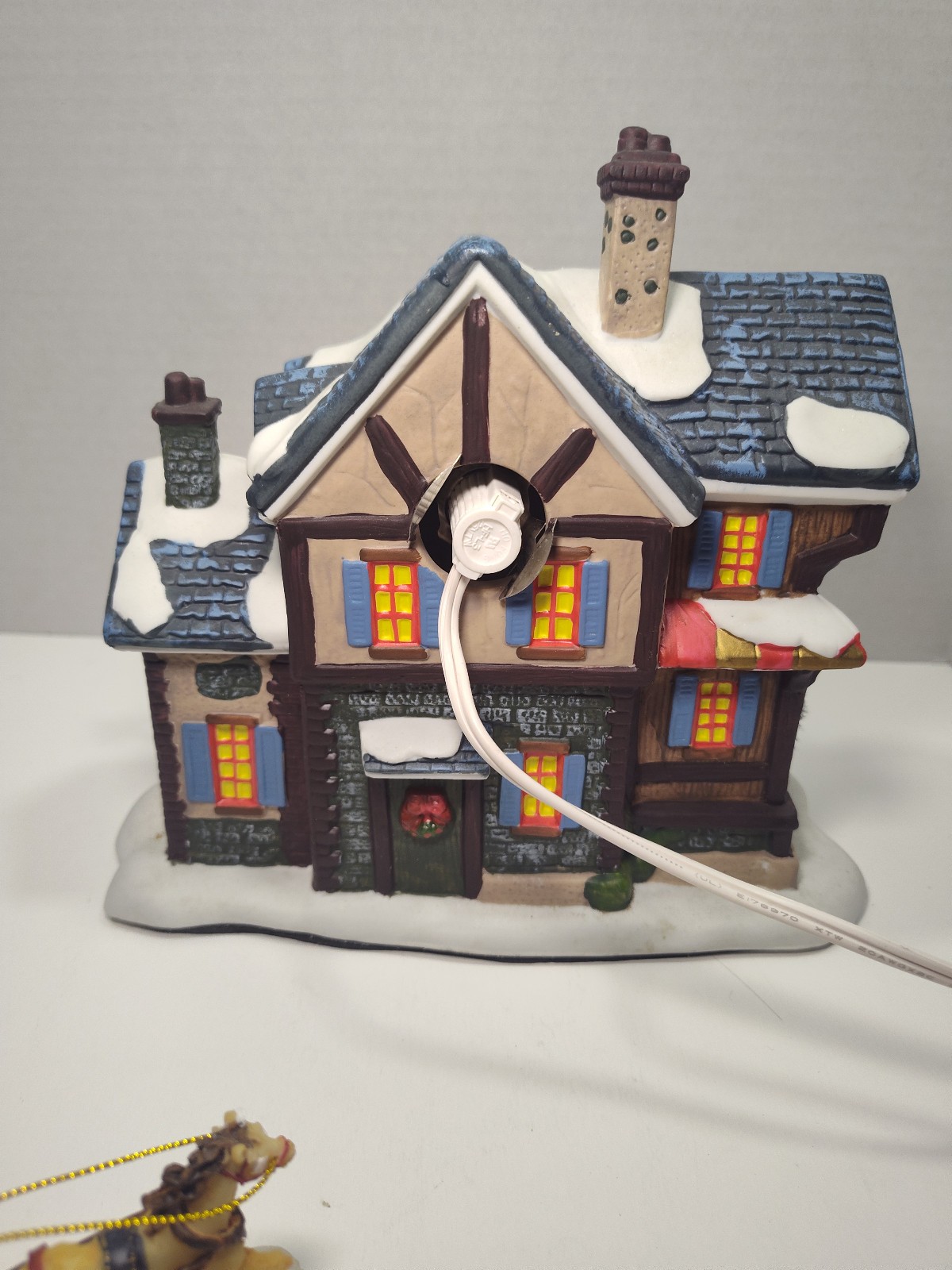 Winter Valley Porcelain Lighted House Toy Store Village w/ Horse Carriage Tested