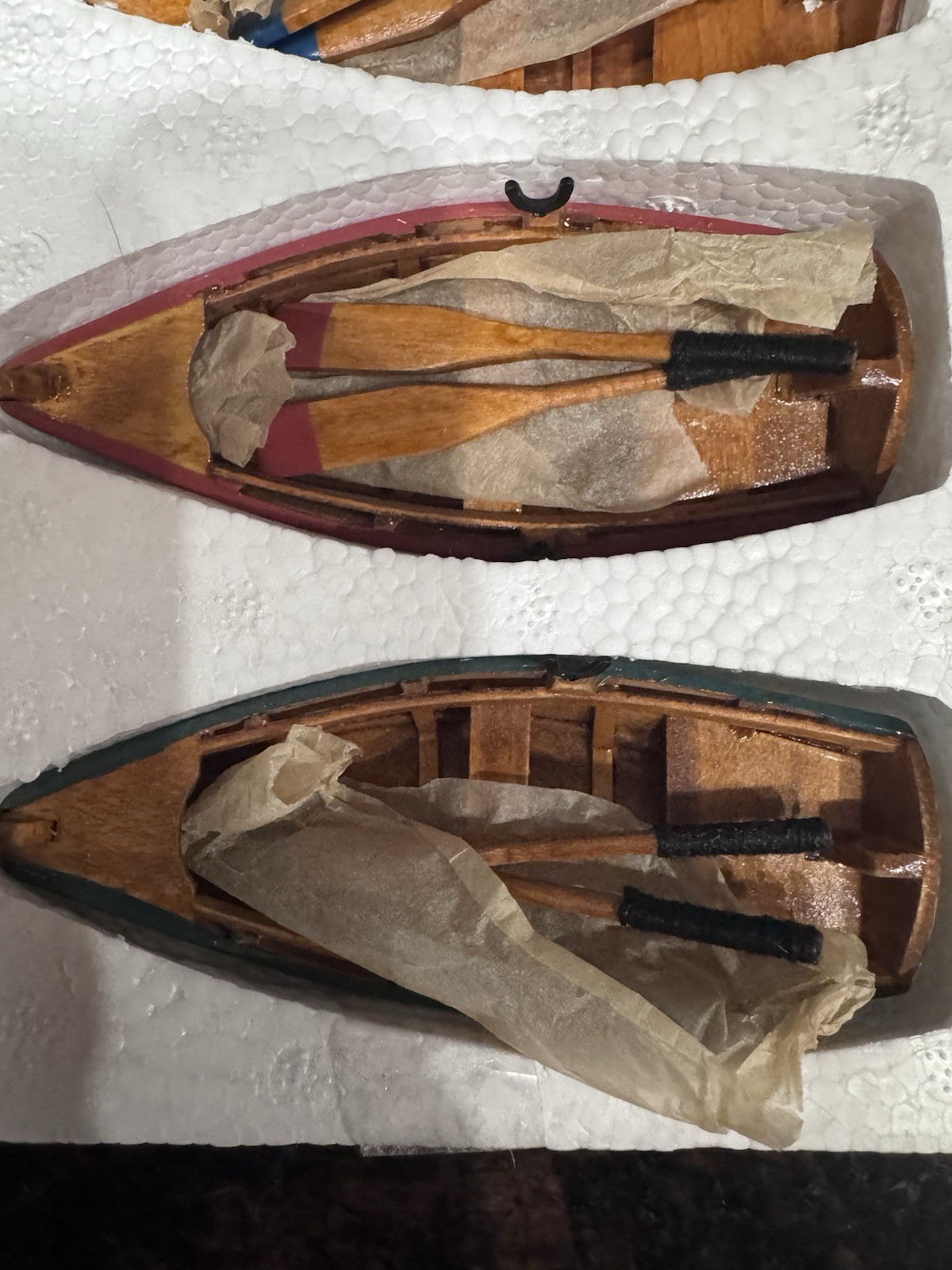 Dept 56 Village Accessories Wooden Rowboats w/ Paddles Set of 3 Retired NIOB