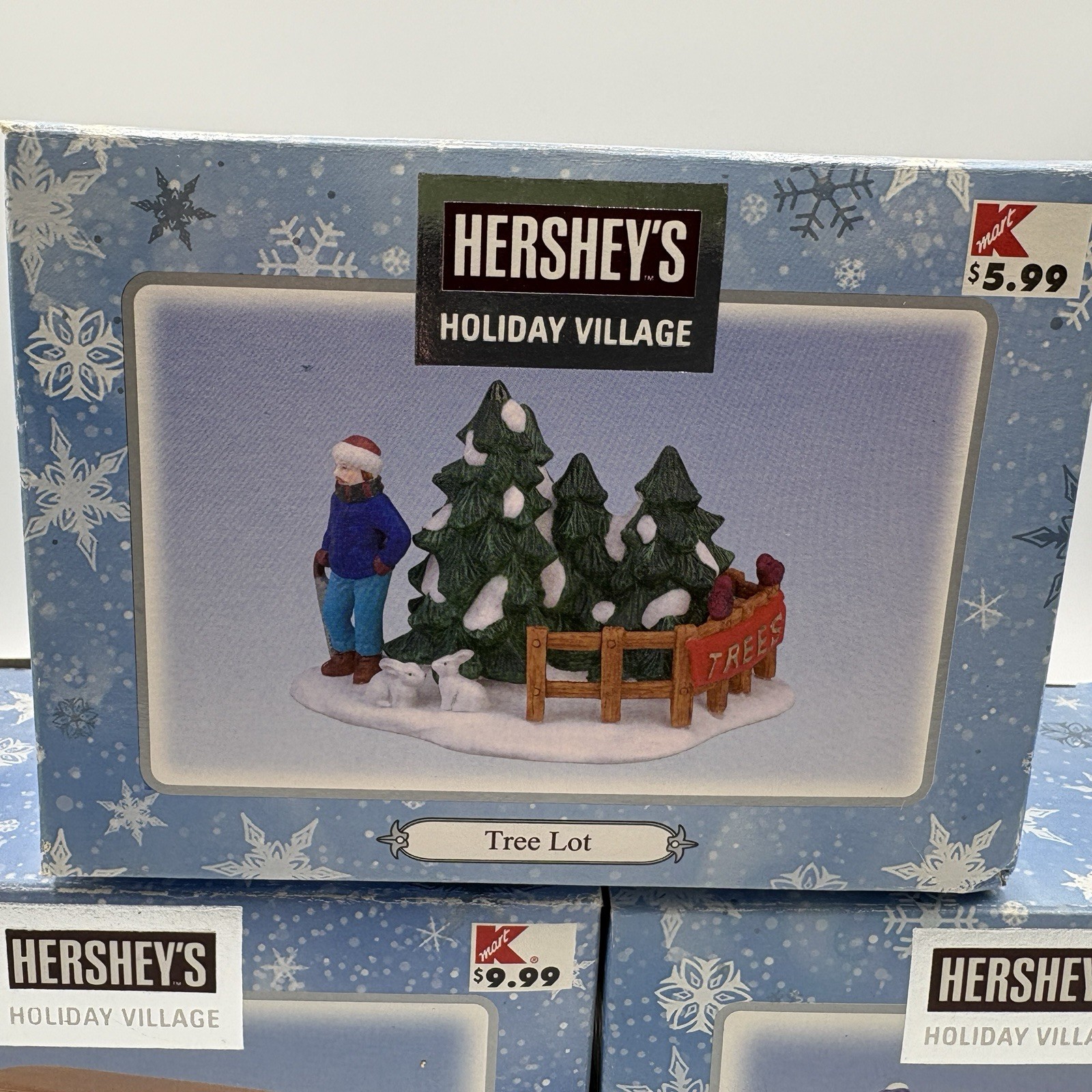2001 Hershey’s Holiday Village Tree Lot Milk Truck Charity Baskets NEW