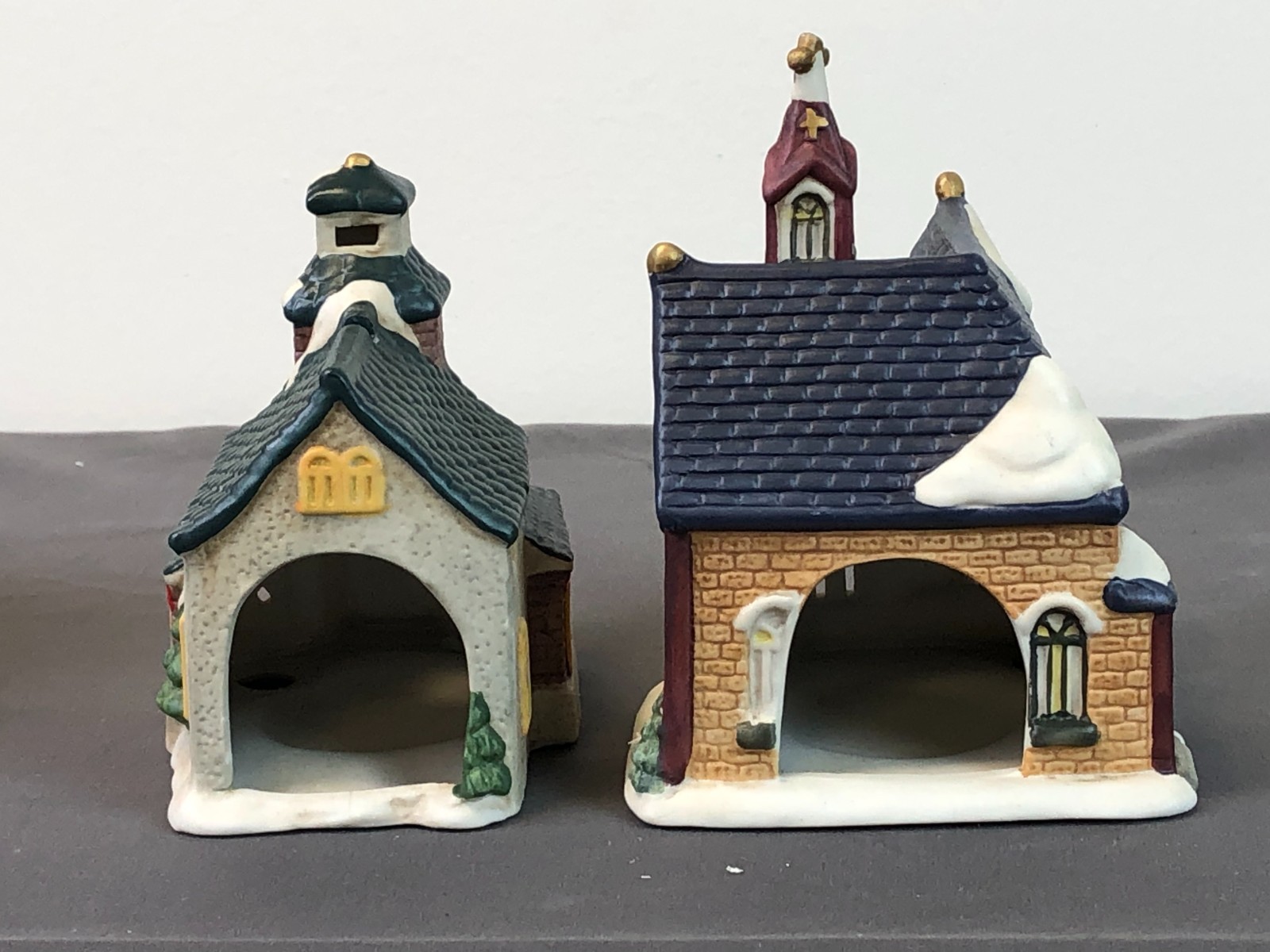 Giftco Inc Christmas VICTORIAN VILLAGE CERAMIC VOTIVE Collection UNUSED NIB