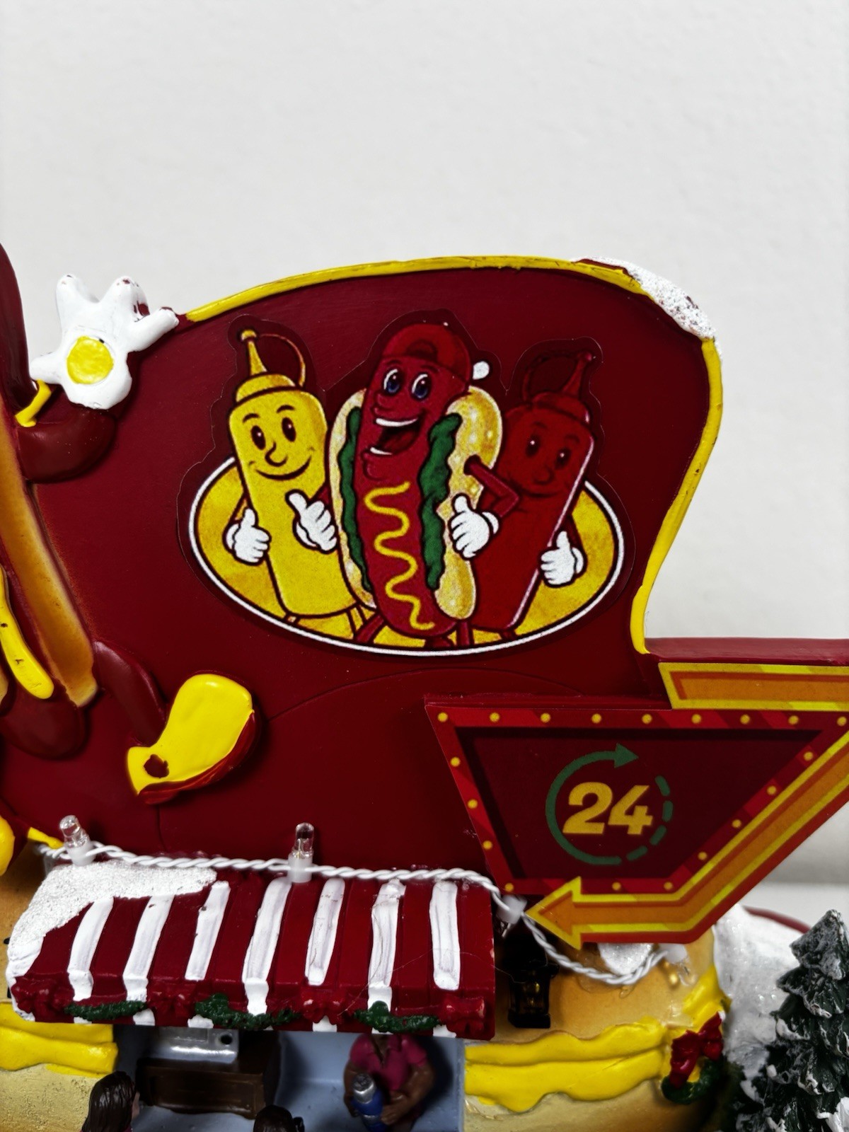 Musical Frank’s Hot Dogs with Light Show Christmas Village Natures Mark Plays