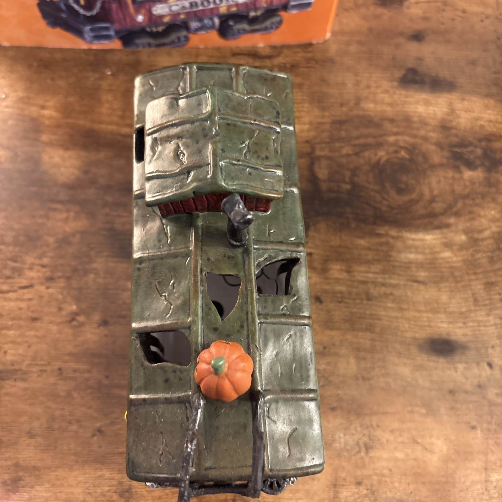 Dept 56 Snow Village Halloween Haunted Rails Caboose 4020957 Department 56 train