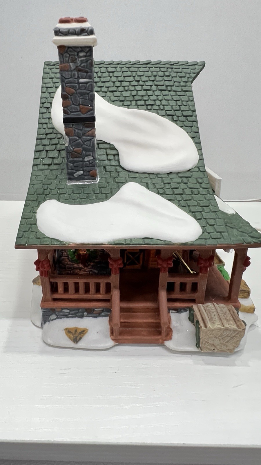 Dept 56 New England Village “Moggin Falls General Store” 56602 Retired READ
