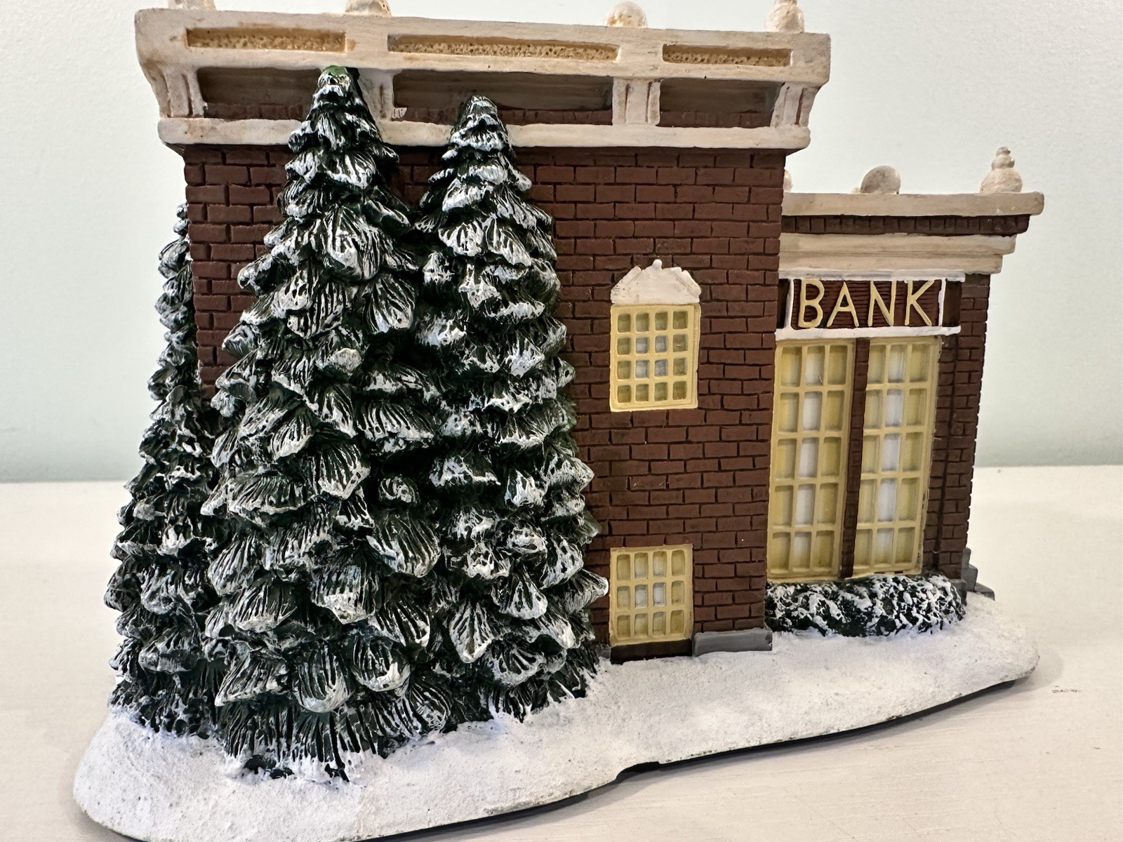 Hawthorne Village Terry Redlin Winter Memories – First National Bank