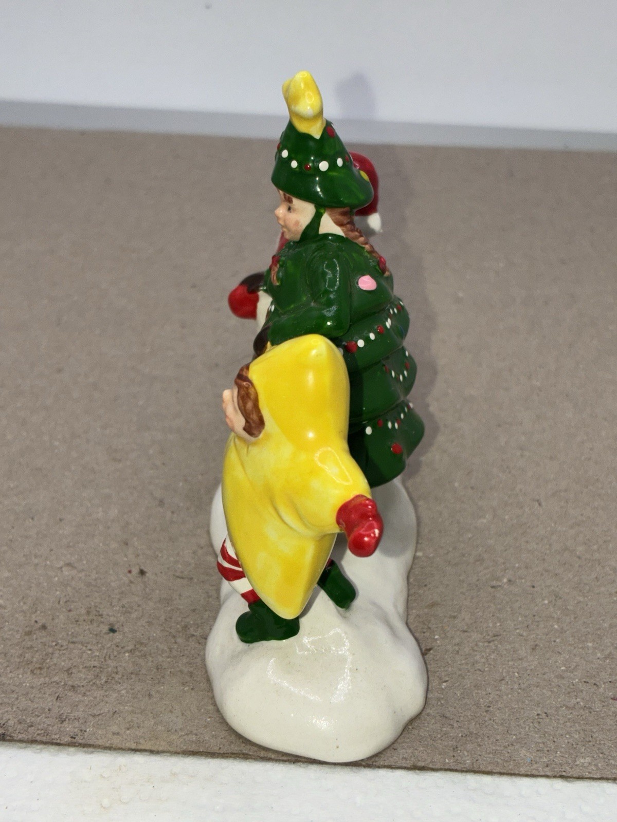 Dept 56 – Original Snow Village – ‘We’re Going to a Christmas Pageant’ #54356