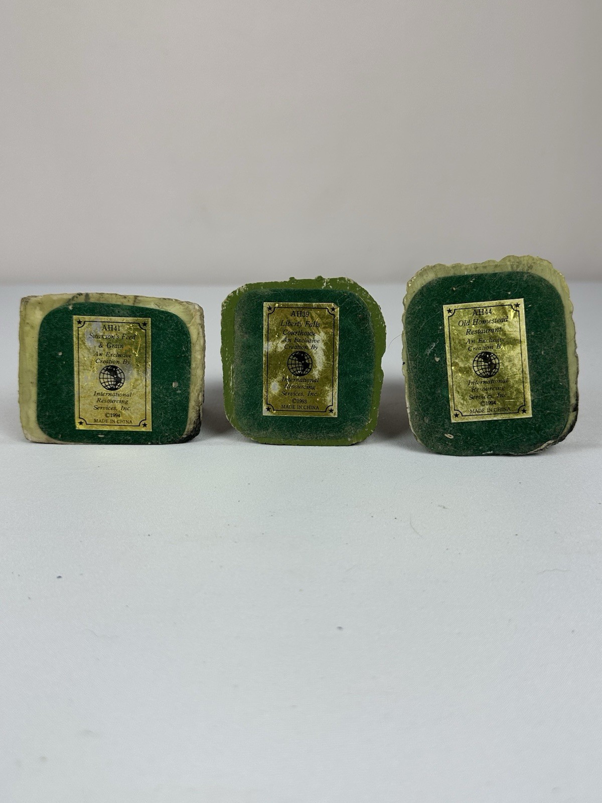 Lot of 3 International Resourcing Services Inc. Mini Buildings Vintage 3”