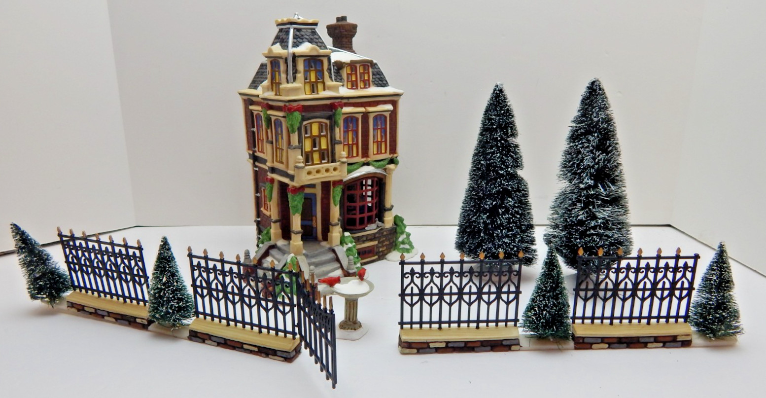 Dept 56 H Dickens Village Series Chancery Corner #58352 Missing Snow/Walkway