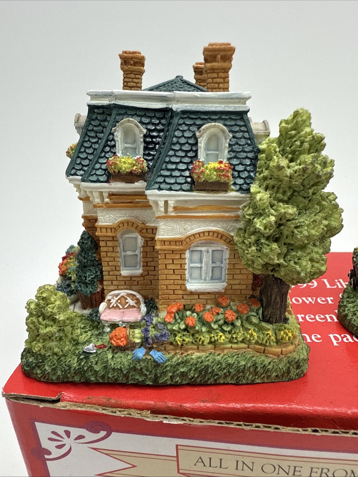 Liberty Falls Collection Rosie’s Flower Shop and Greenhouse HSE3