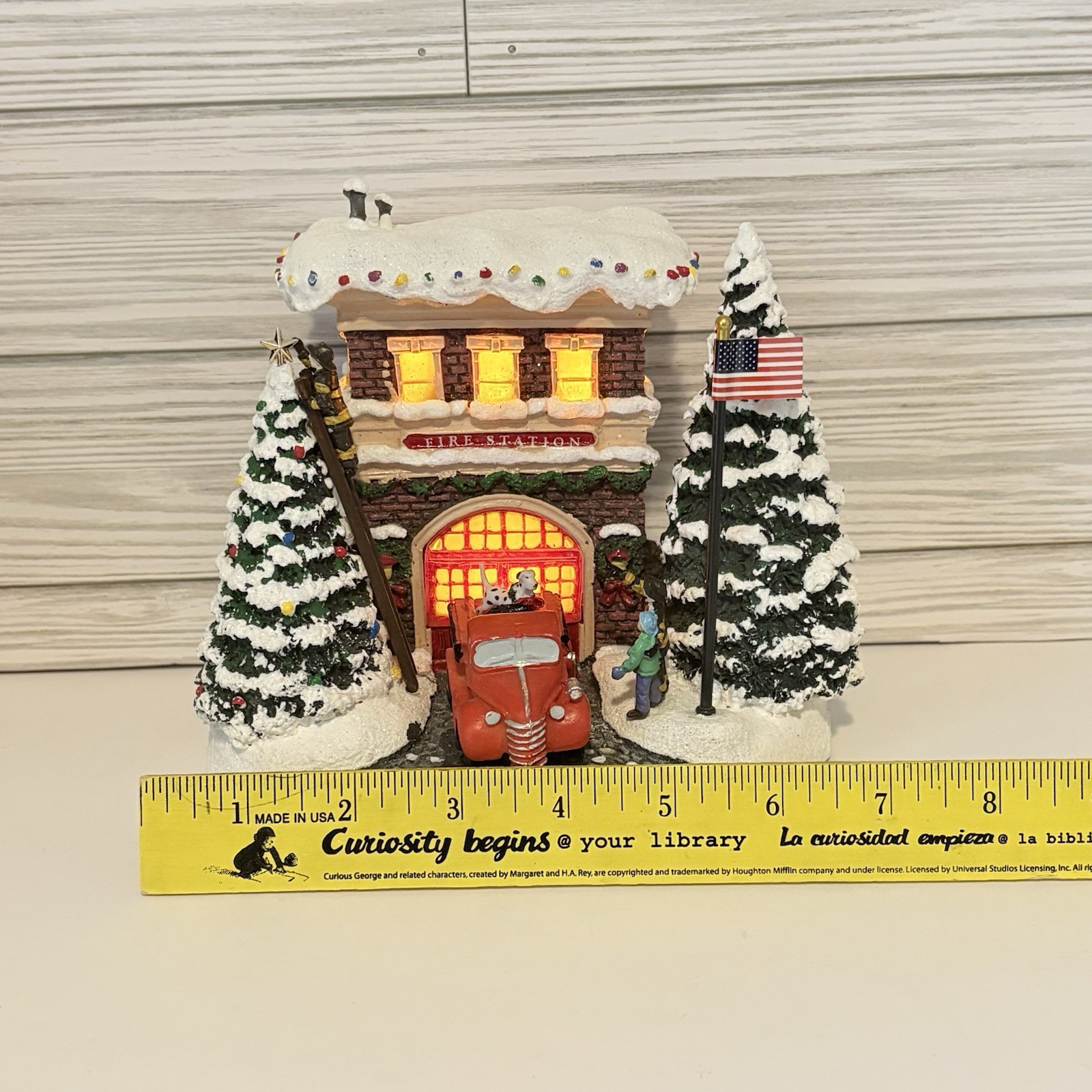 Thomas Kinkade 2019 “A First Responder’s Christmas” Lighted Fire Station Resin