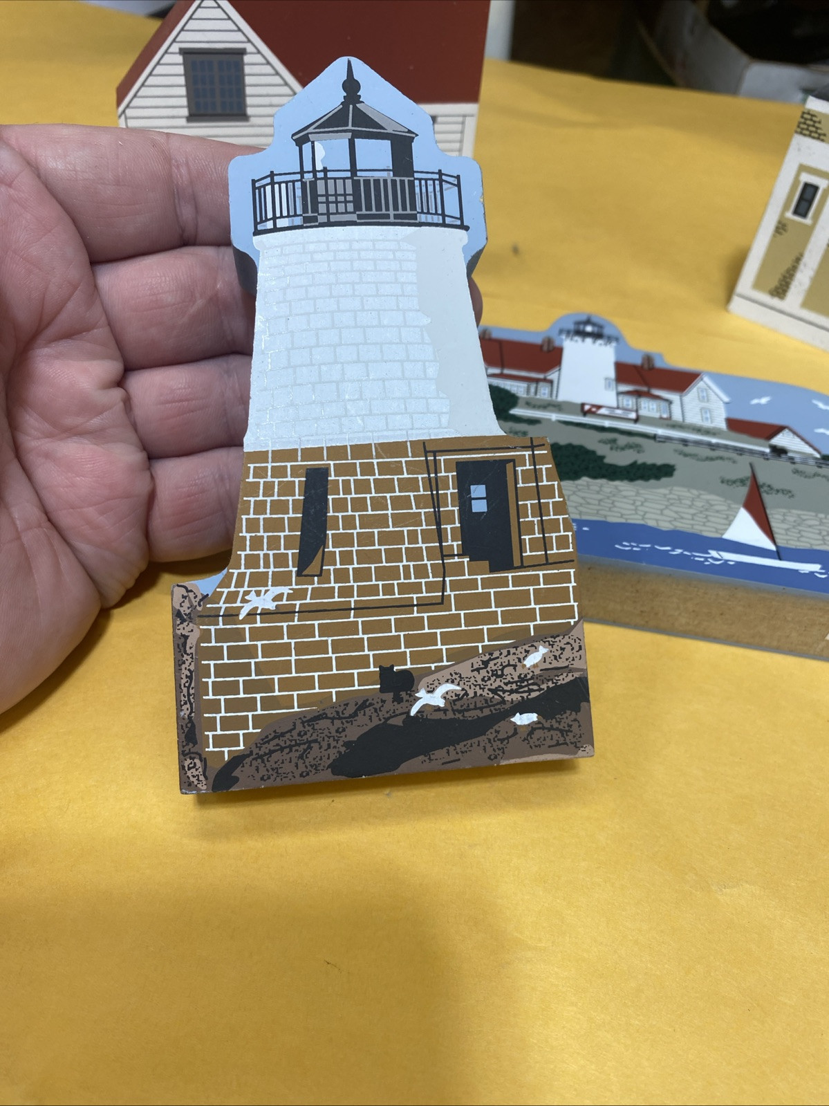 The Cat’s Meow Lot Of 6 Pieces Lighthouse Wooden Shelf Sitter