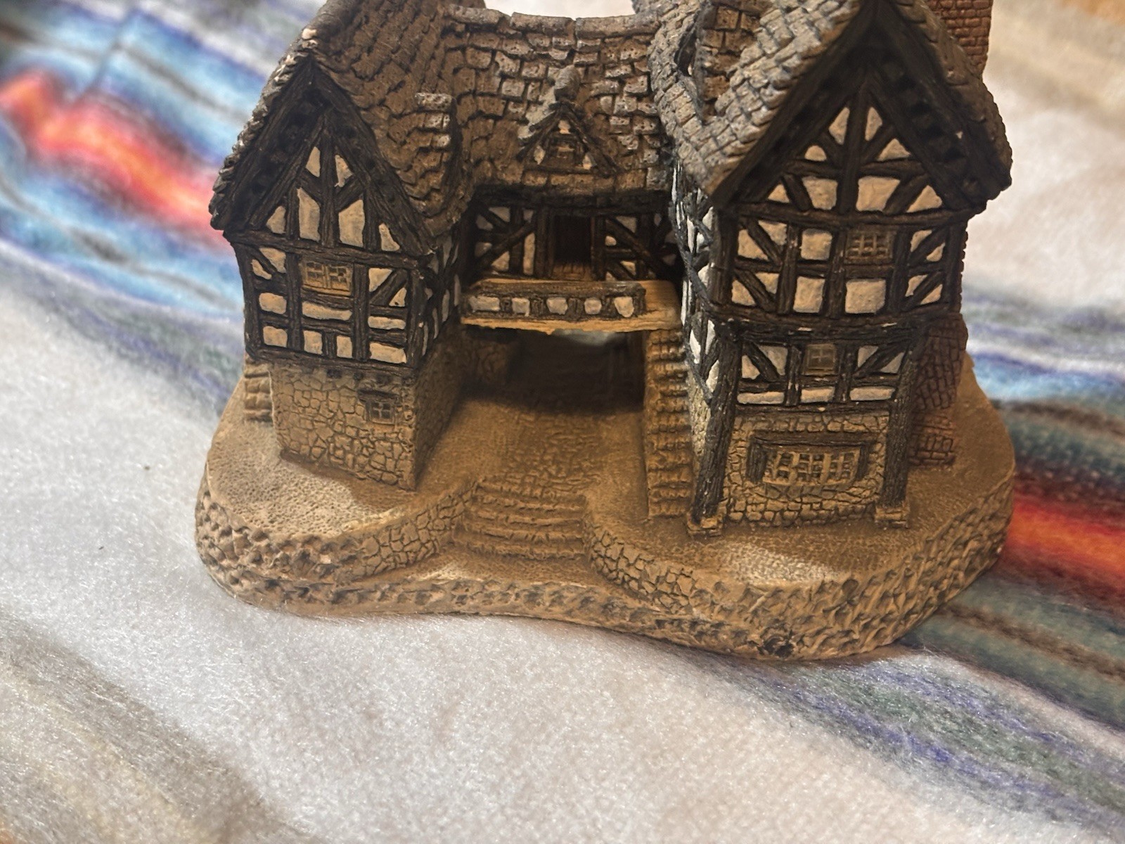 David Winter Cottages Tudor Manor House Hand Painted Vintage Made England 1981