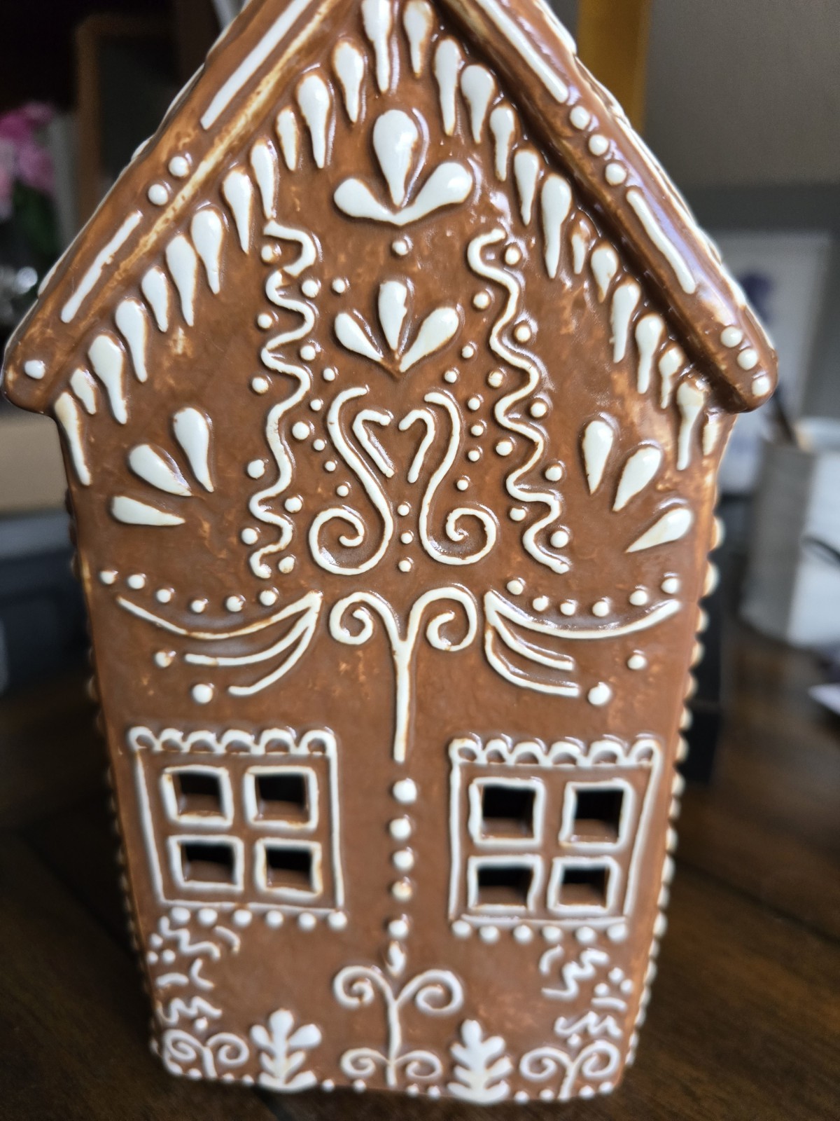 Pottery Barn NIB Gingerbread Village House Tall, Ceramic , NIB, Free Ship!
