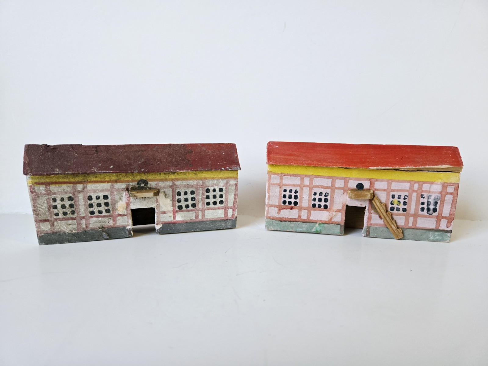 Antique wooden wood chicken barn building village Erzgebirge miniature pair tlc