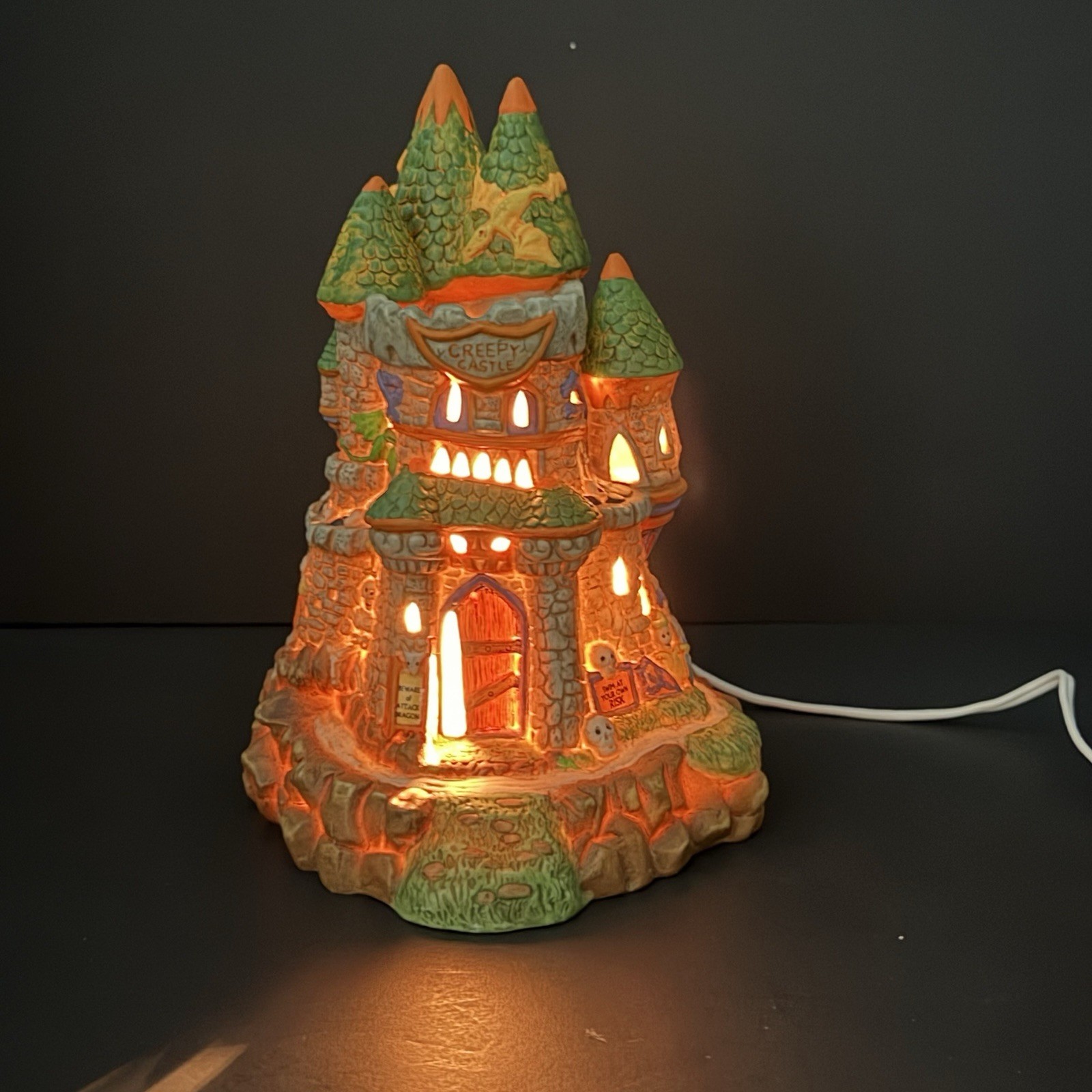 Creepy Hollow – Creepy Castle Halloween Village Lighted- Midwest Of Cannon Falls