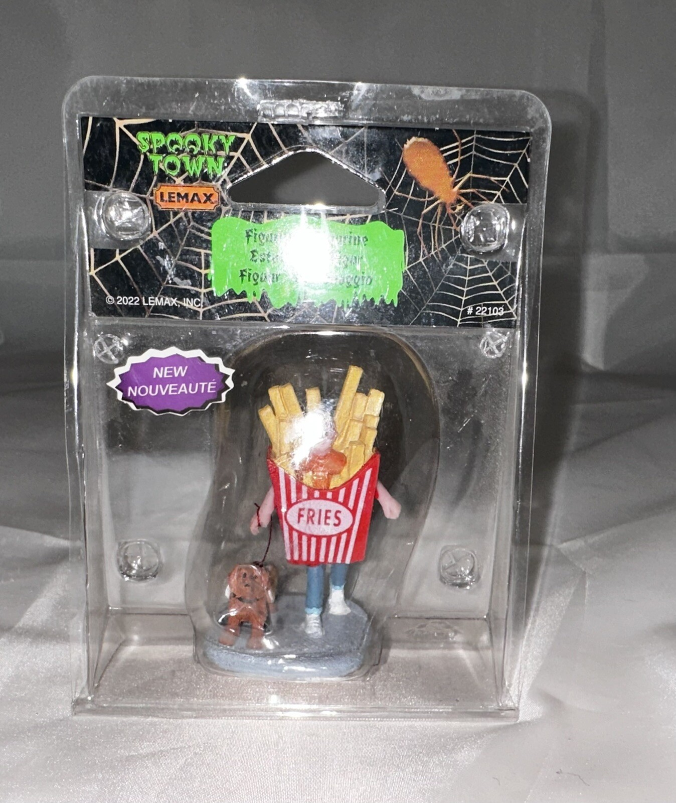 Lemax 22103 Halloween Pet Walk Spooky Town Figurine Halloween Decor Figure 2022