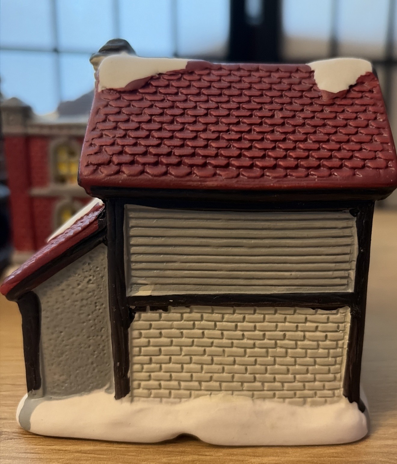 Holiday Time 5 mini (4”) Light up Houses