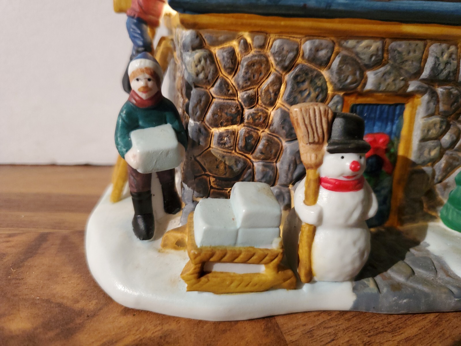 Victorian Village Collectibles Frost’s Ice House 1997 Edition Christmas READ