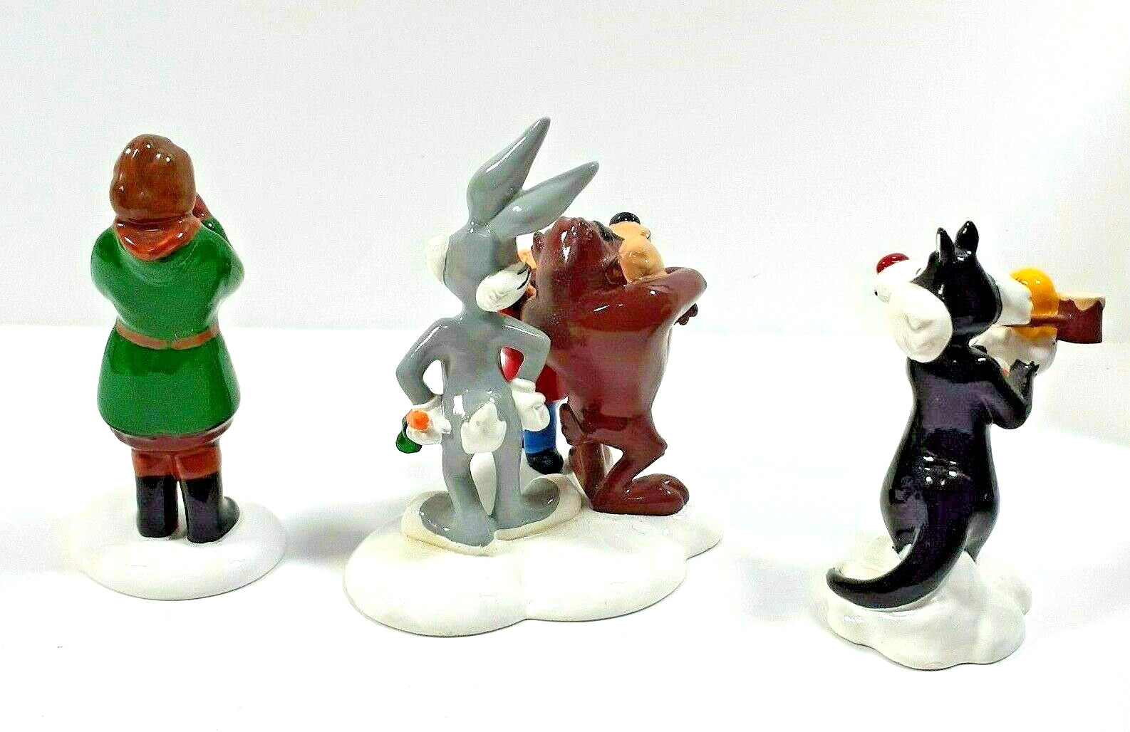 Looney Tunes Dept 56 Snow Village Animation Film Festival Bugs Bunny Taz Tweety