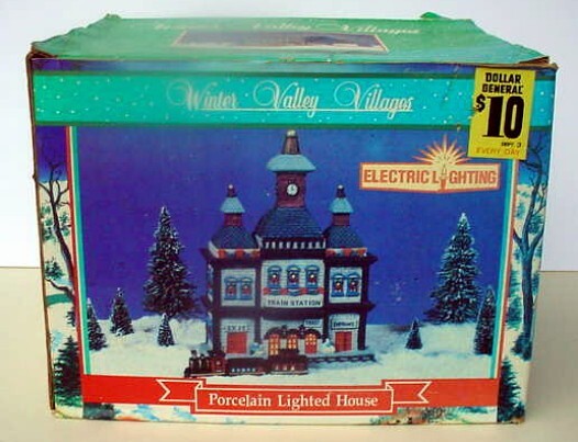 Winter Valley Villages Porcelain Train Station Christmas Lighted House Vintage