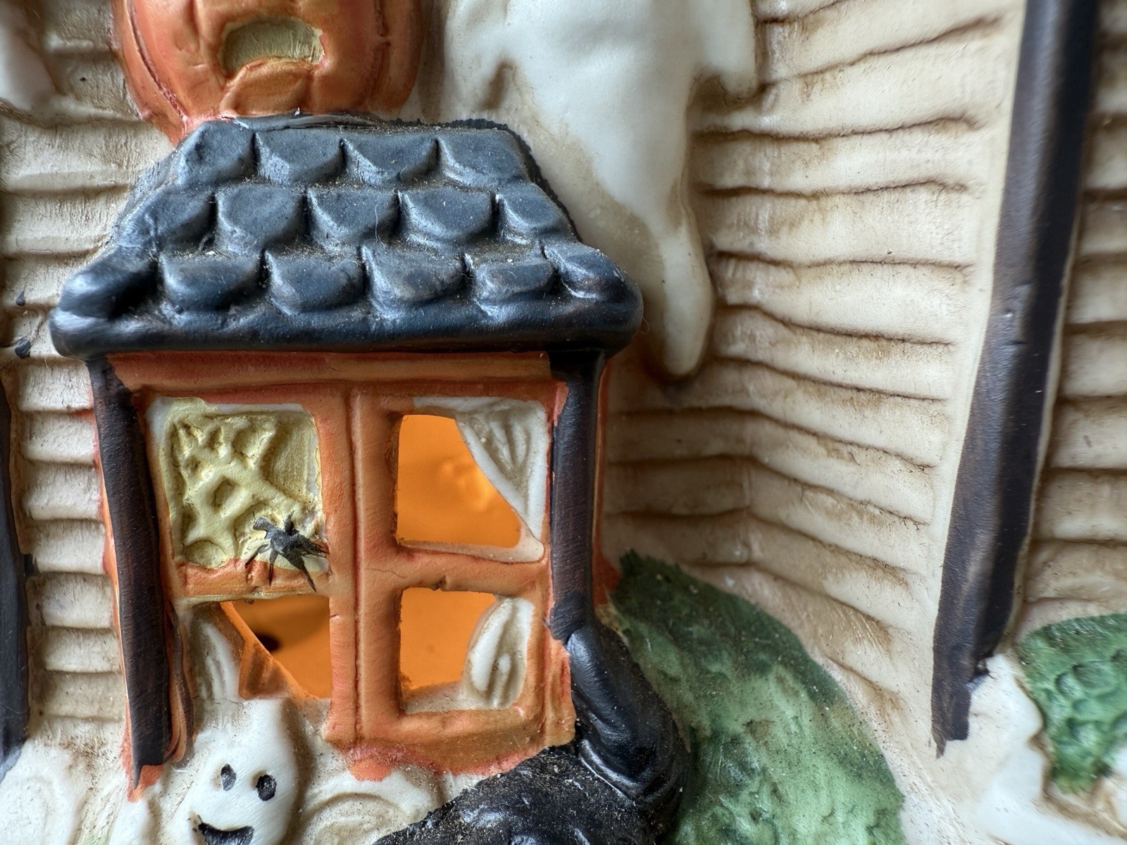 Creepy Hollow Mummy’s Mortuary Eerie Estates Collection
