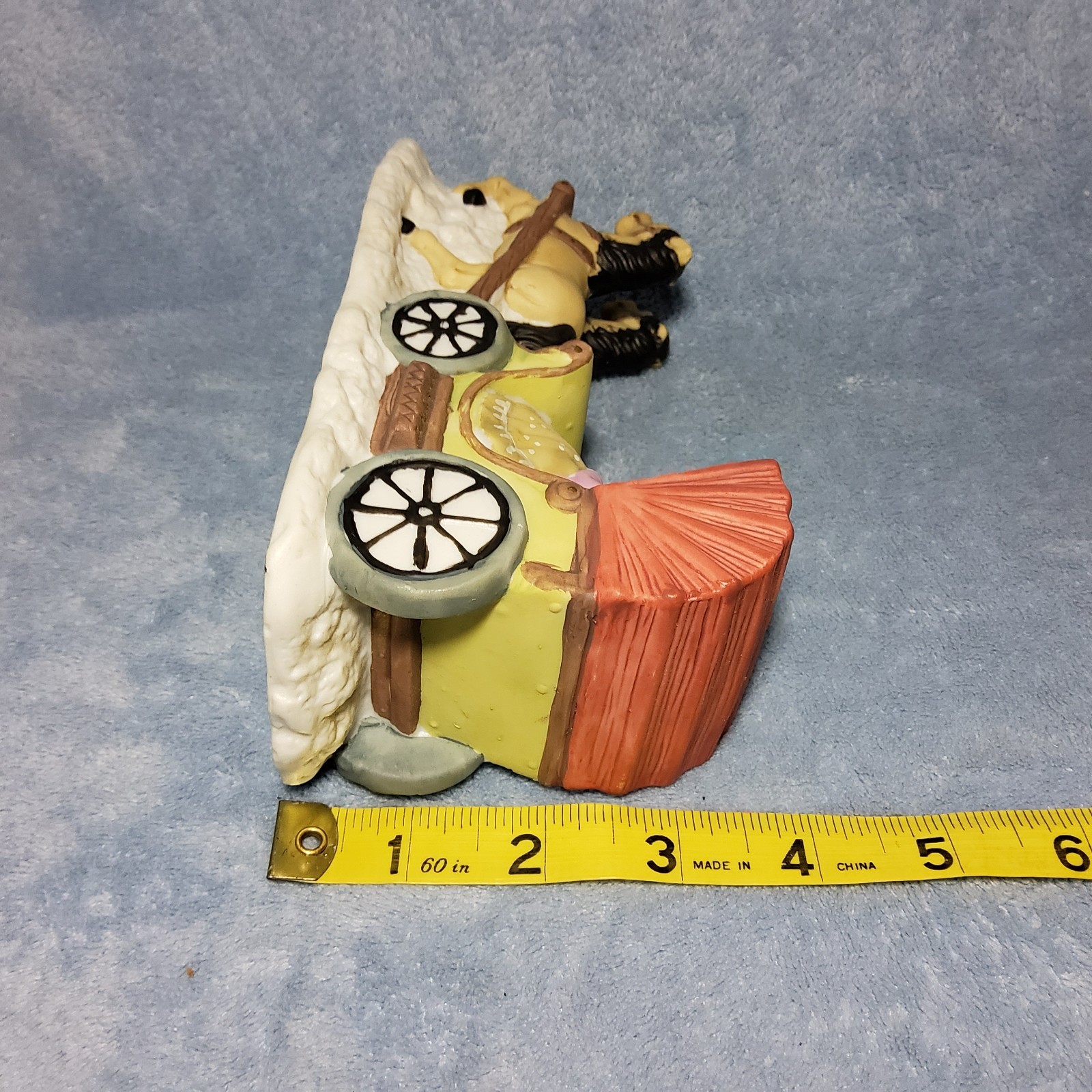 1995 Dickens Collectible 2-Horse Drawn Covered Convertible Carriage Hand Painted