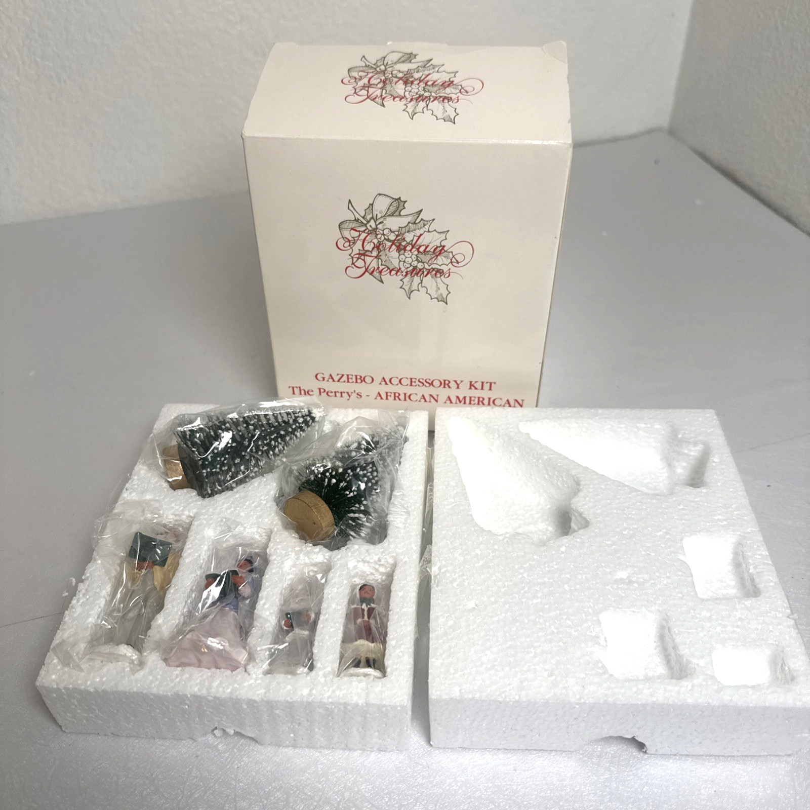 Avon Holiday Splendor Gazebo Accessory Kit Perry’s Family African American