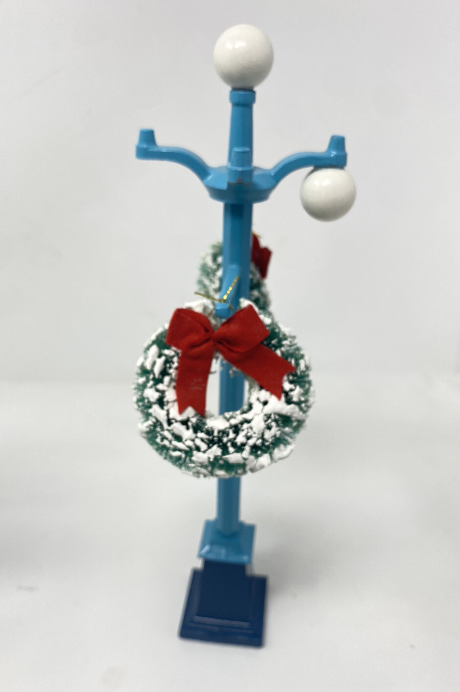 Lot Of Victoria Canada Blue Streetlight posts Christmas village glass globes