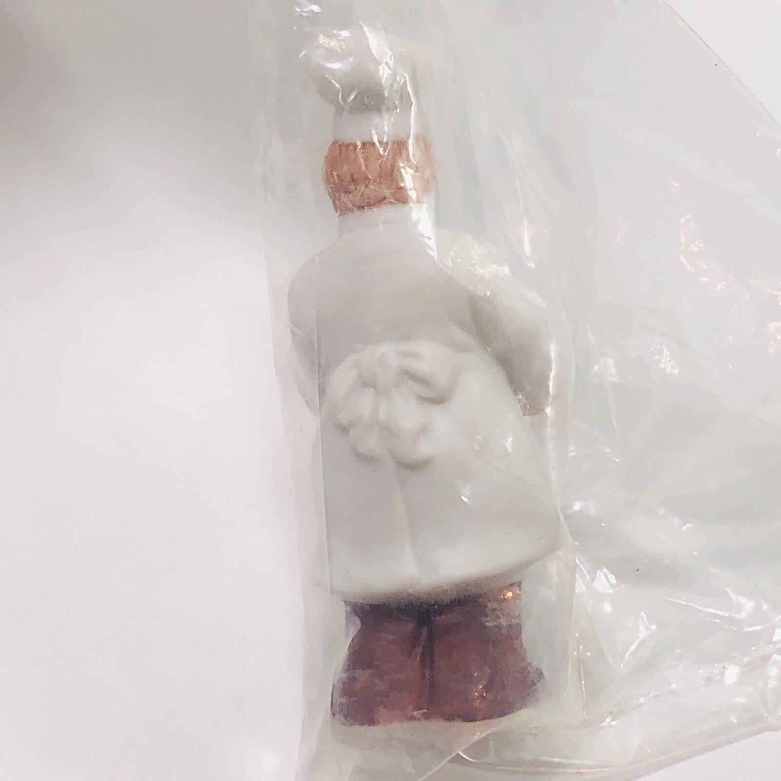 Lefton Colonial Christmas Village Figure Baker Jacque LeRousse 00967 2.75in 1993