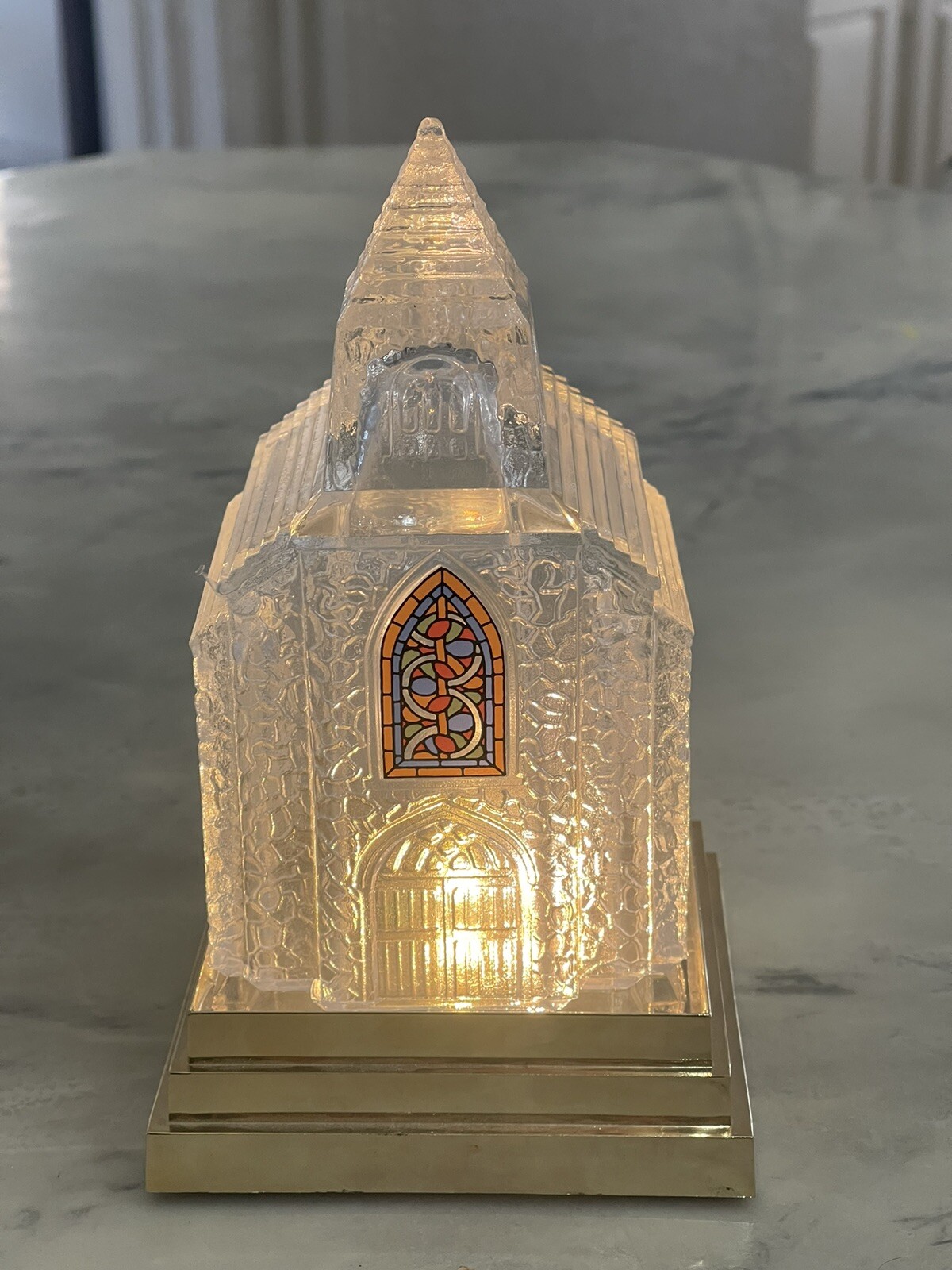 Vintage 1992 Avon Gift Collection Silent Night Light-Up Crystal Glass Church
