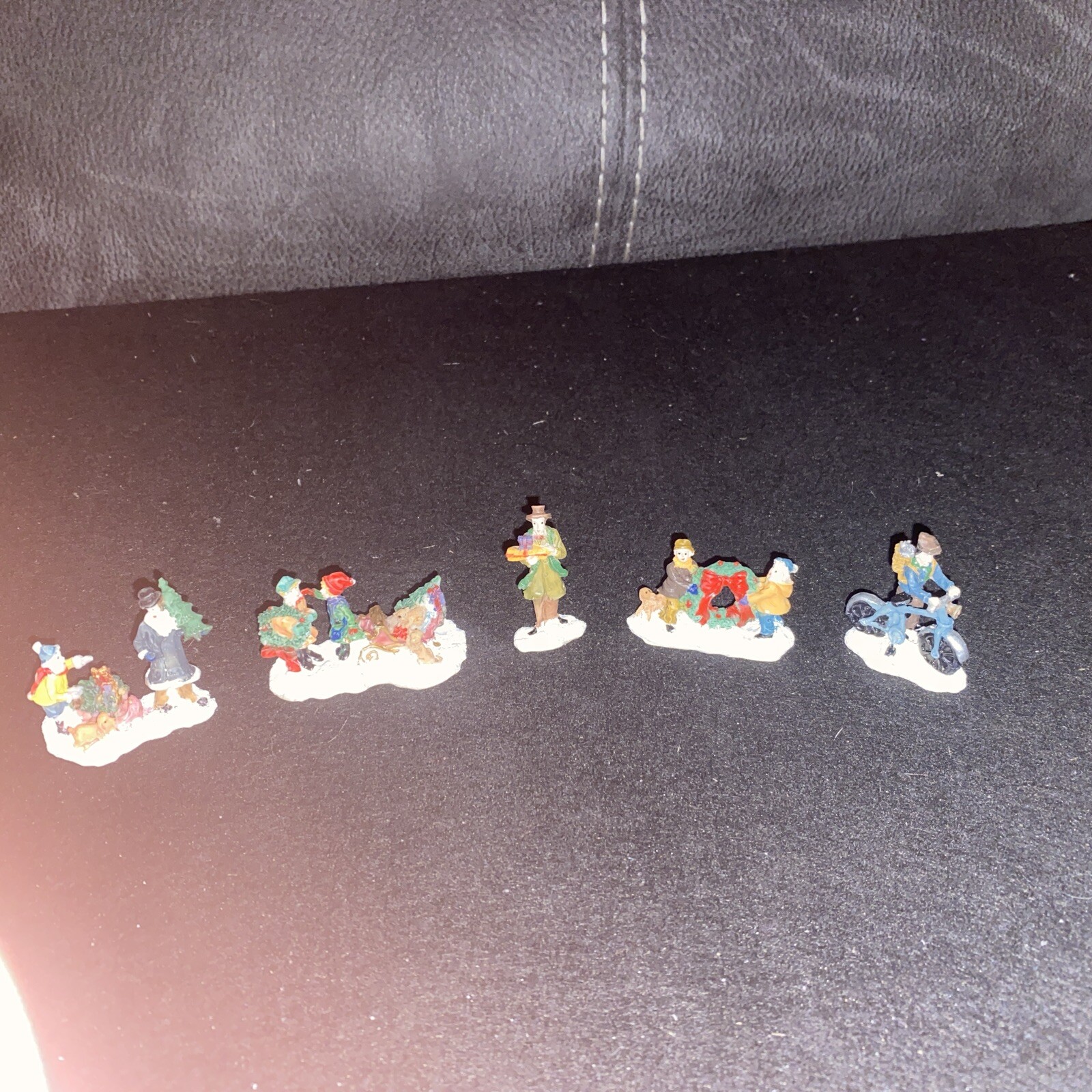 Christmas Victorian Village Polystone Figurine Set Of 5 Vintage Holiday Decor