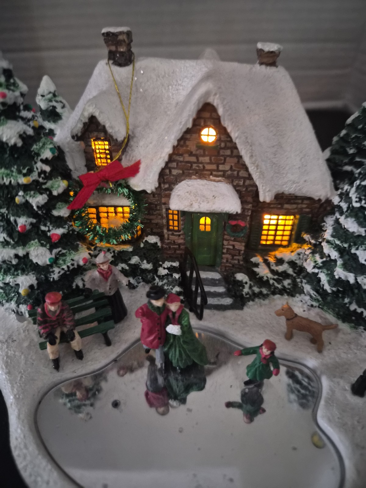 Christmas Village House Figurine w/ Trees & Ice Skaters, Ceramic 3D
