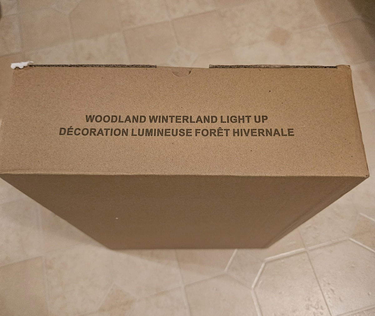 Avon Woodland Winterland Deer in Woods Light-Up White Holiday Beautiful Decor