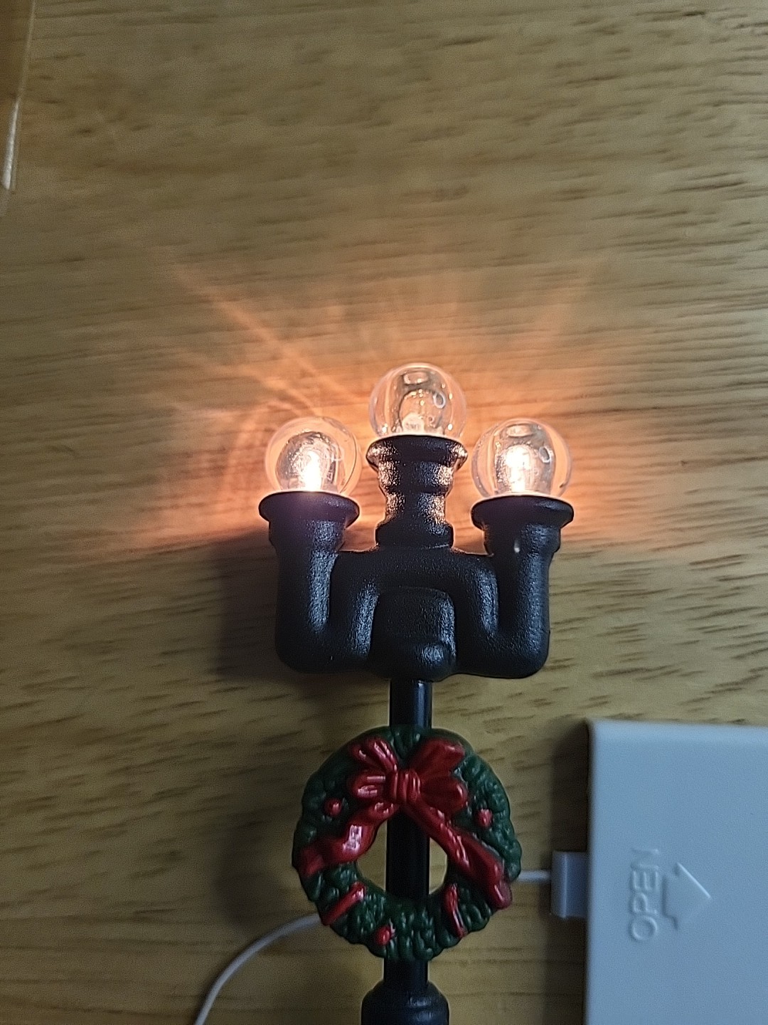 Holiday Snow Village 3″ Lamp Post-Light Up 2-AA Batteries Christmas
