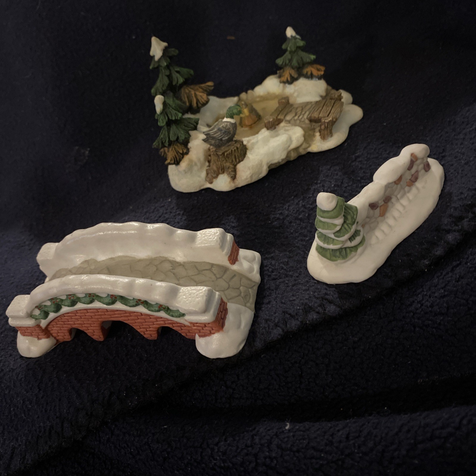 3 PiecesPond Scene w/ducks, Bridge. Sm. Stone wall. Christmas Scene. Unbranded.