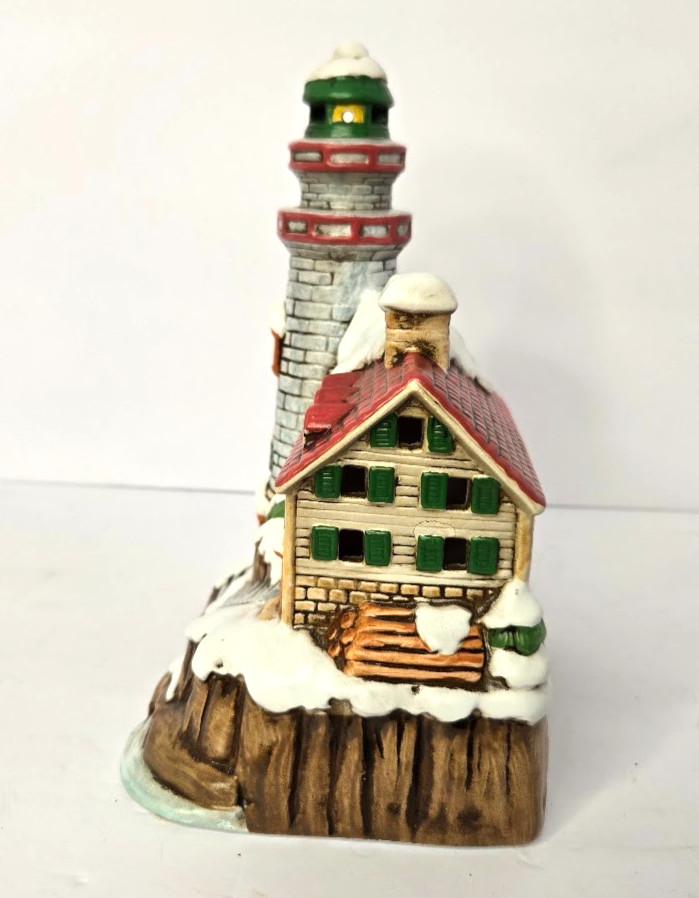 Vtg Lefton Colonial Village Gull’s Nest Lighthouse Designed by Byron Wood