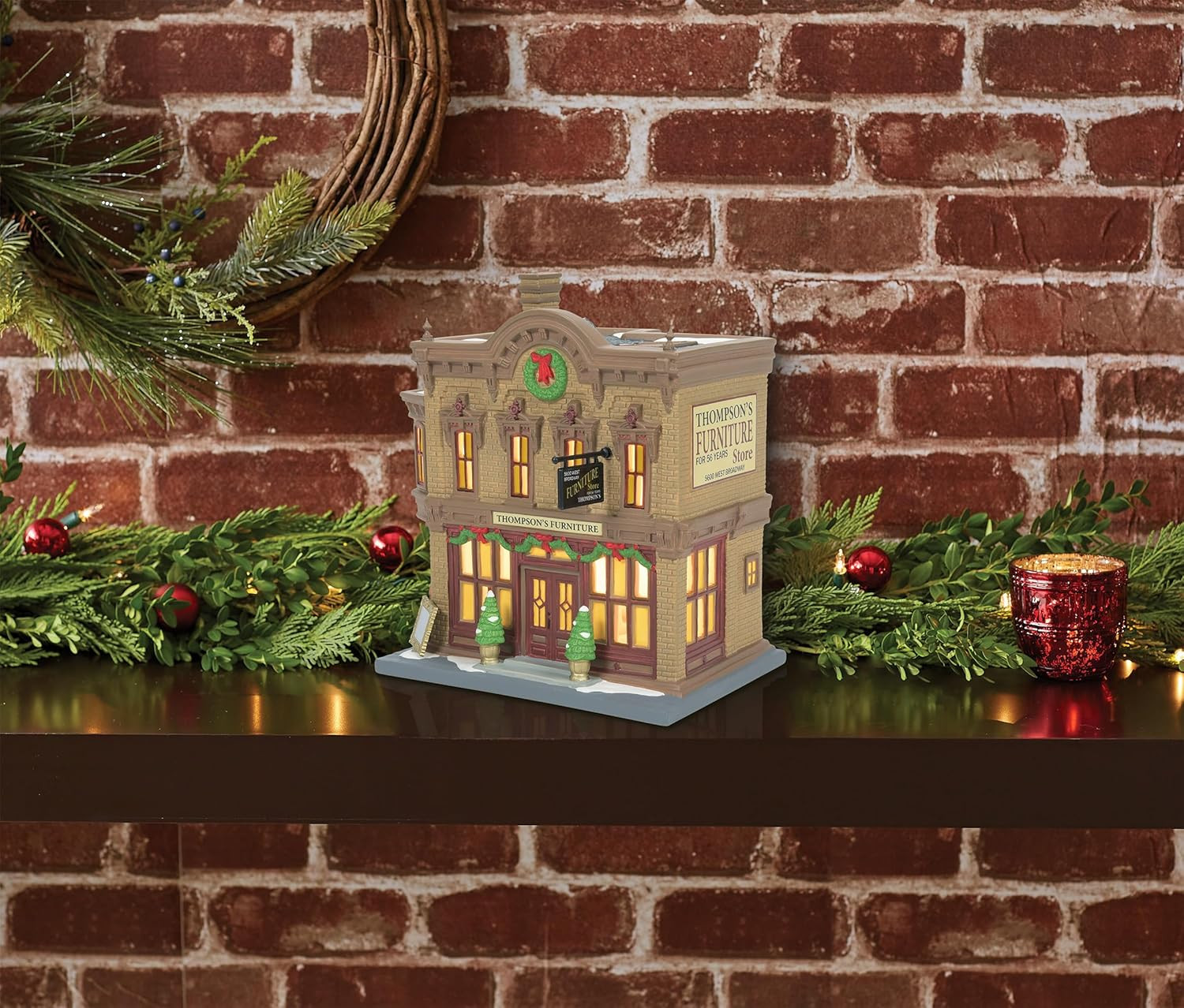 Christmas in the City Thompson’S Furniture Lit Building, 7.32 Inch, Multicolor