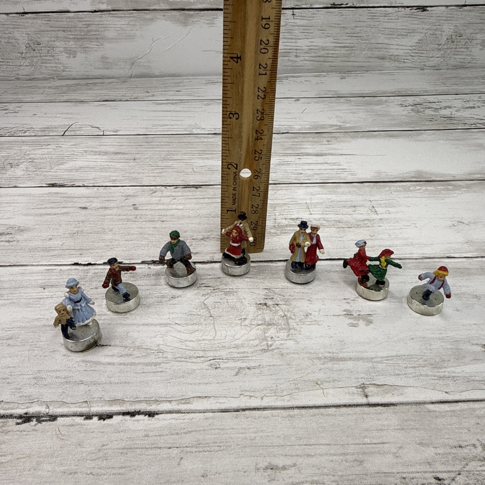 Trendmasters Christmas Magic Winter Wonderland Replacement Parts 7 Ice Skaters
