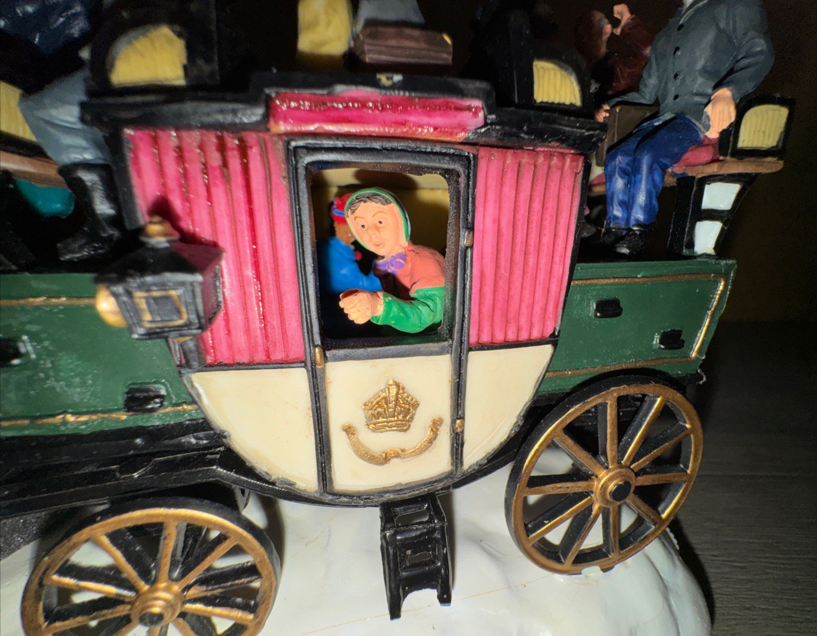 Lemax Merry Musical Stage Coach Village Collection Horse Drawn Carriage Figurine