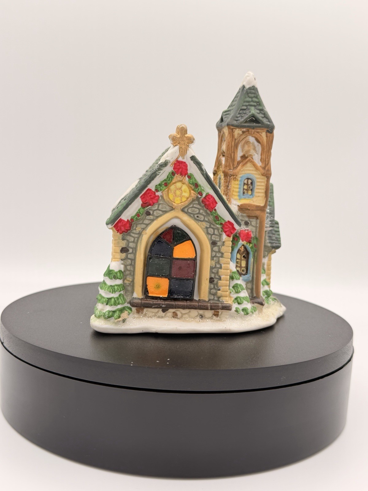 Cobblestone Corners 2003 Christmas Village Church – Stained Glass – B33