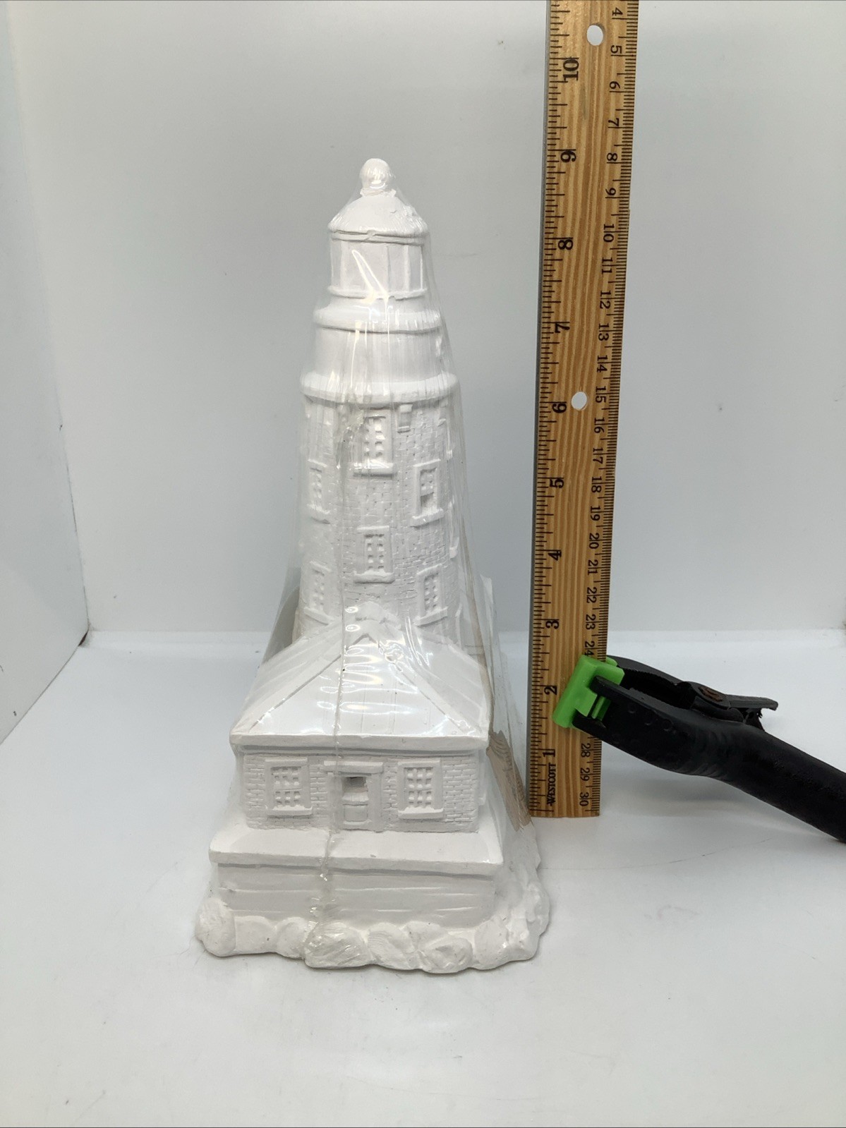 Creative Crafts California Creations 21545 Chicago Harbor Lighthouse