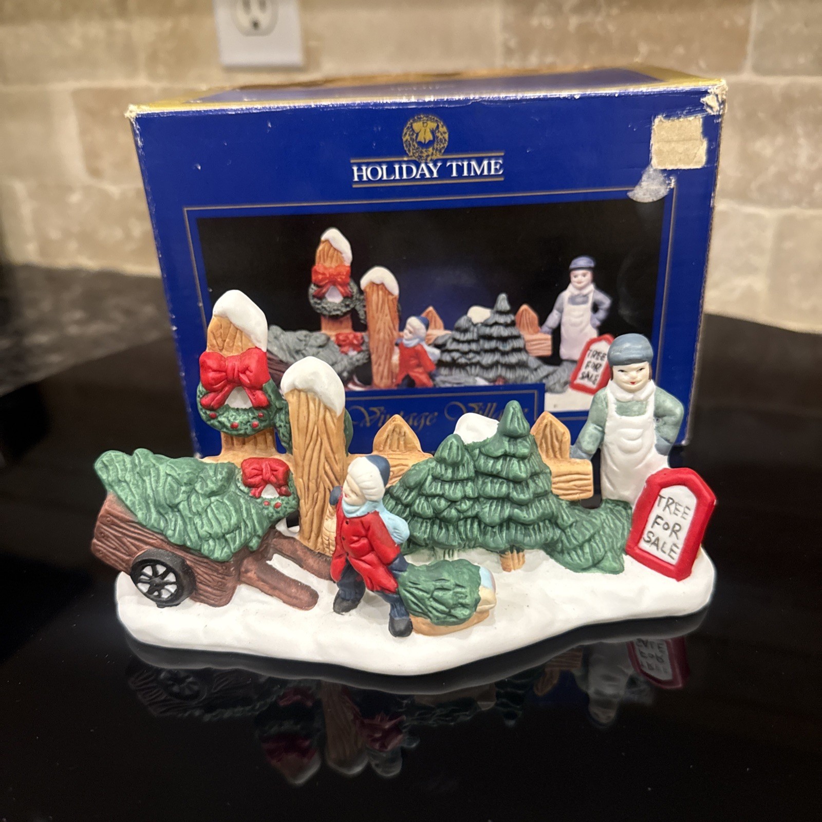 Village Christmas Tree For Sell Scene Figurines Xmas
