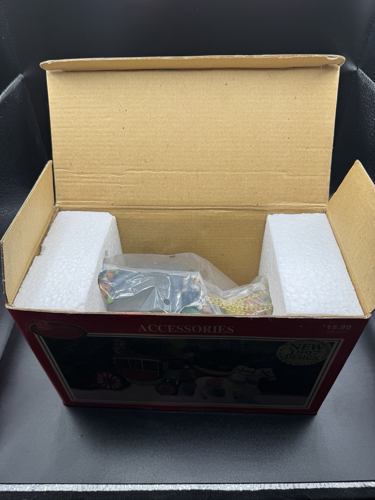 Dickens Collectables Porcelain Carriage Horse Drawn 1997 #385-0856 NIB