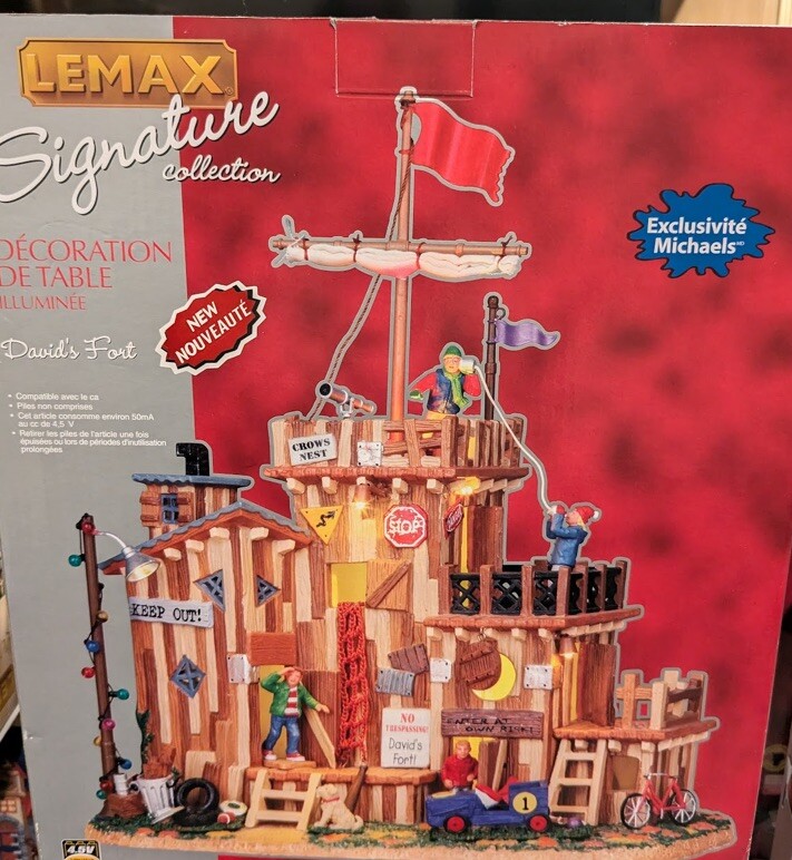 Lemax Signature Village Collection DAVID’S FORT Lighted Animated Table Decor