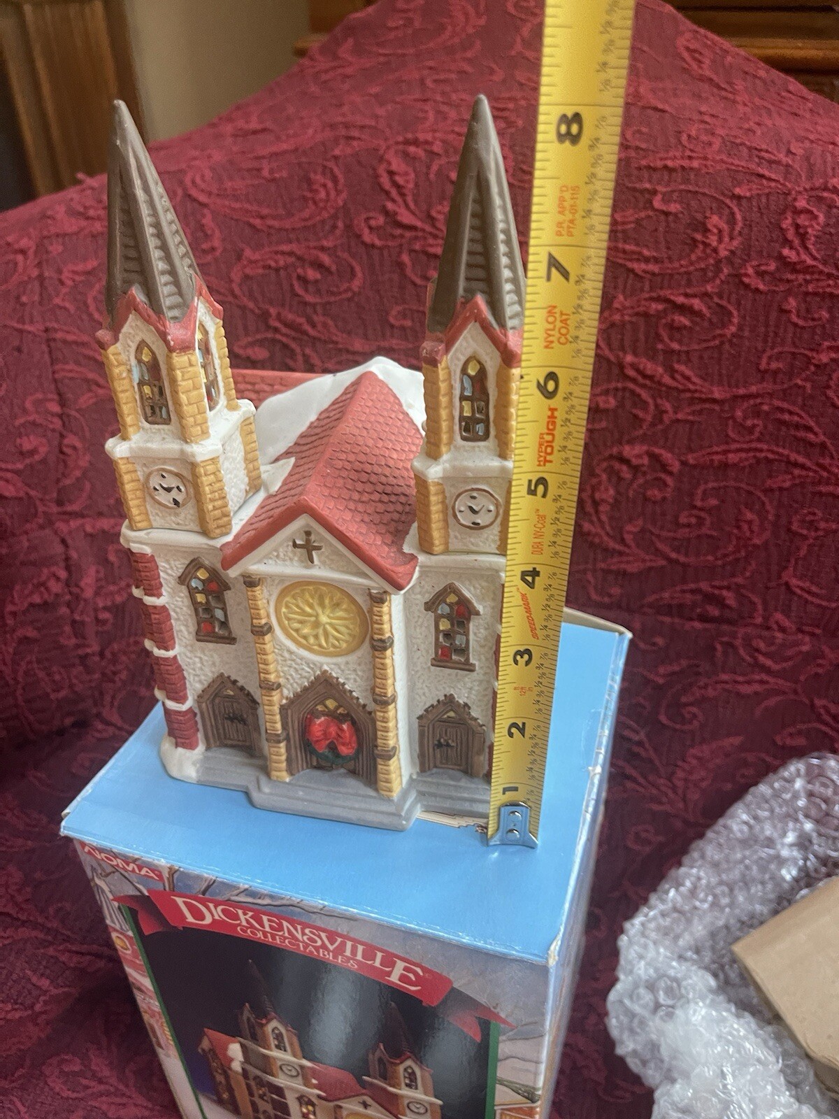 Vtg Dickensville 8” Porcelain Lighted Church 2 Steeple In Orig Box 1995