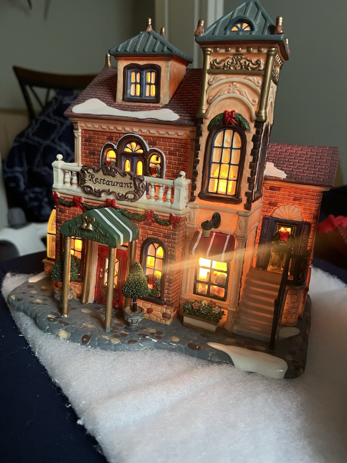 Christmas Village Accessories Set 26 Pieces, Approx. 2.5″ Tall